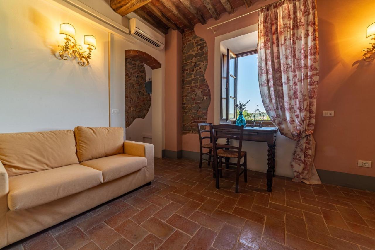 Guazzino B&B Castello La Pia Dama Residence المظهر الخارجي الصورة